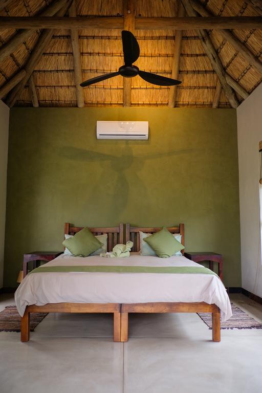 Cheetah Paw Eco Lodge Guernsey Nature Reserve Δωμάτιο φωτογραφία